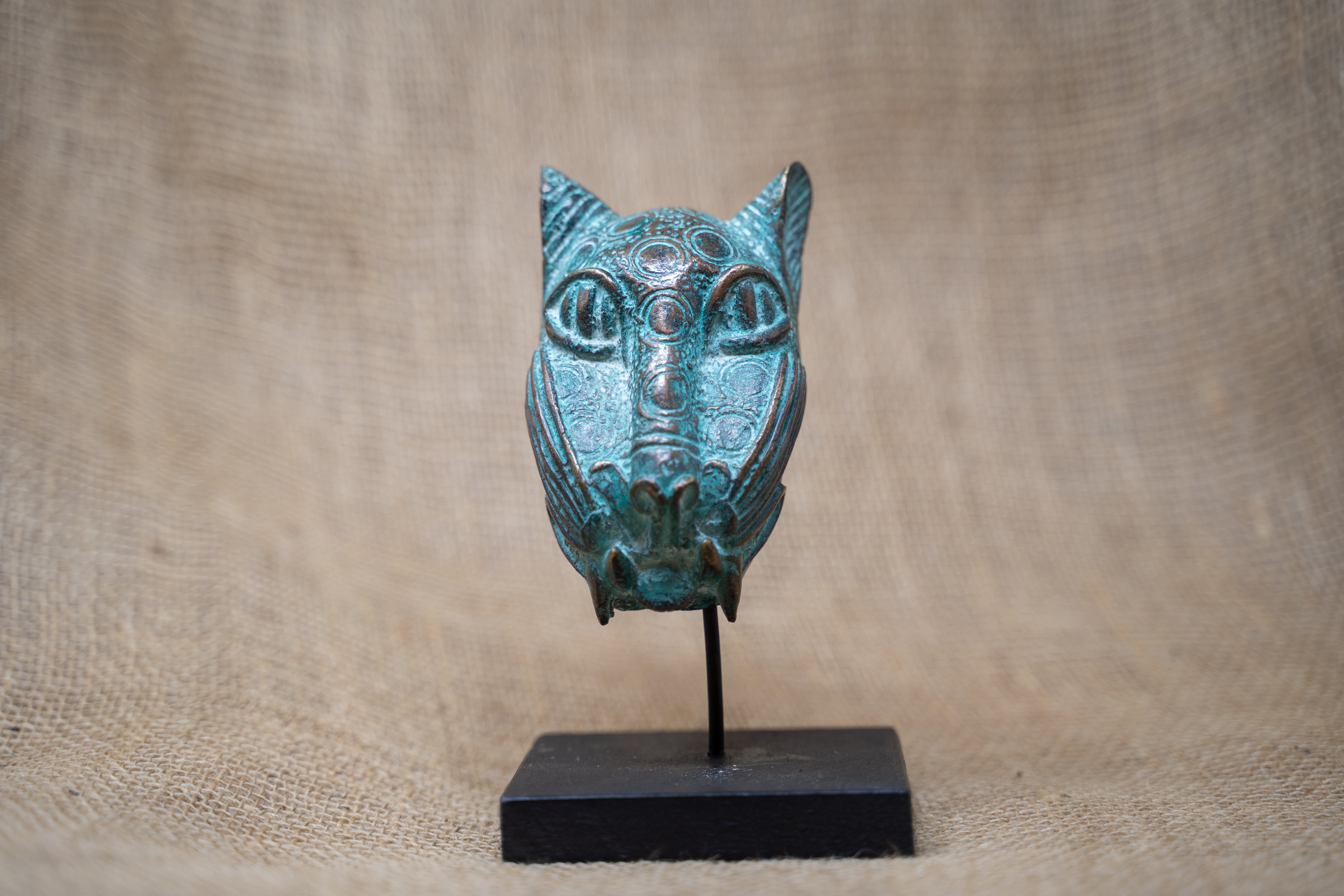 Botanicalboysuk - Benin Leopard Sculpture - Bronze 26.6