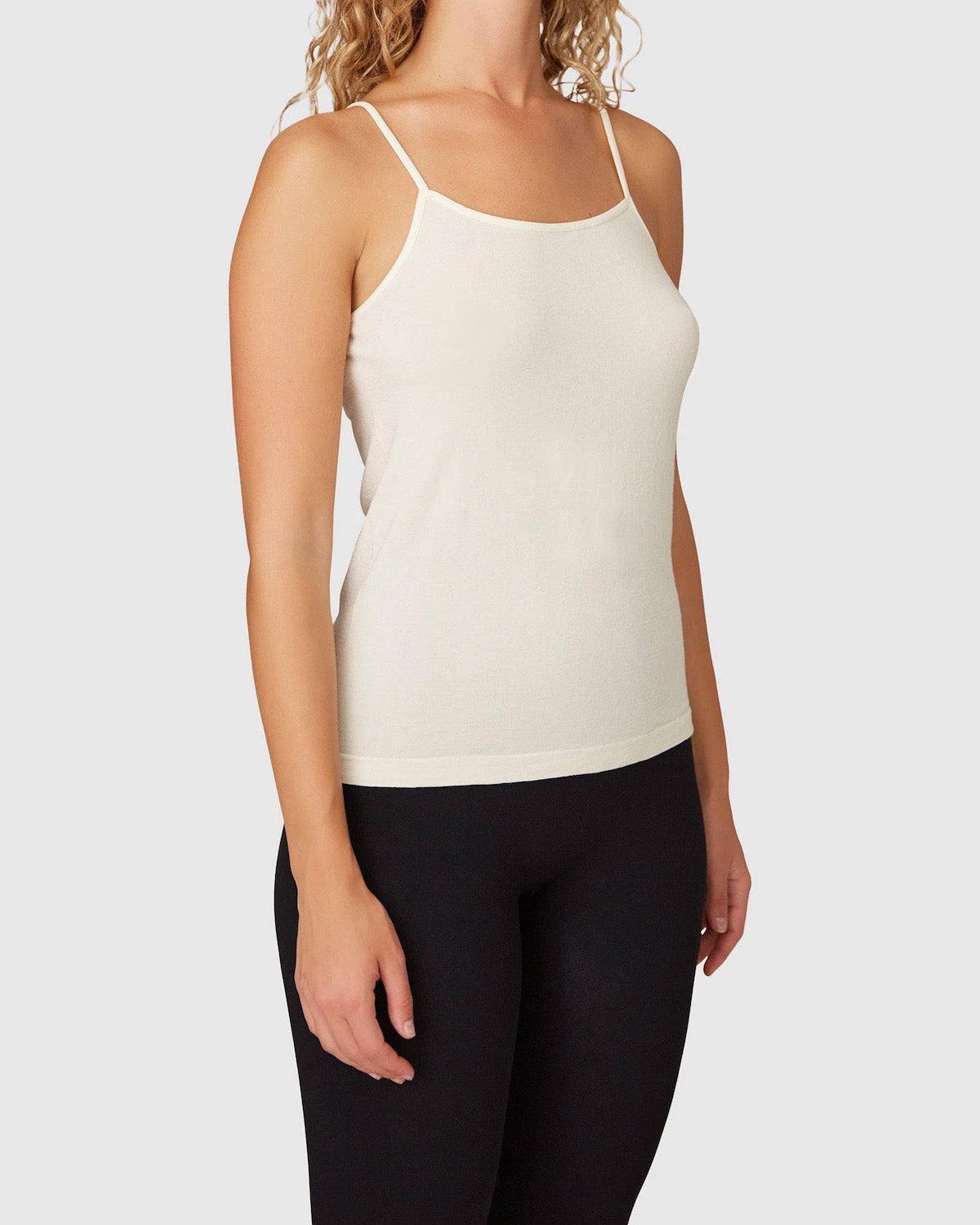 Swedish Stockings - Emmy Cashmere Vest | Ivory - L/xl