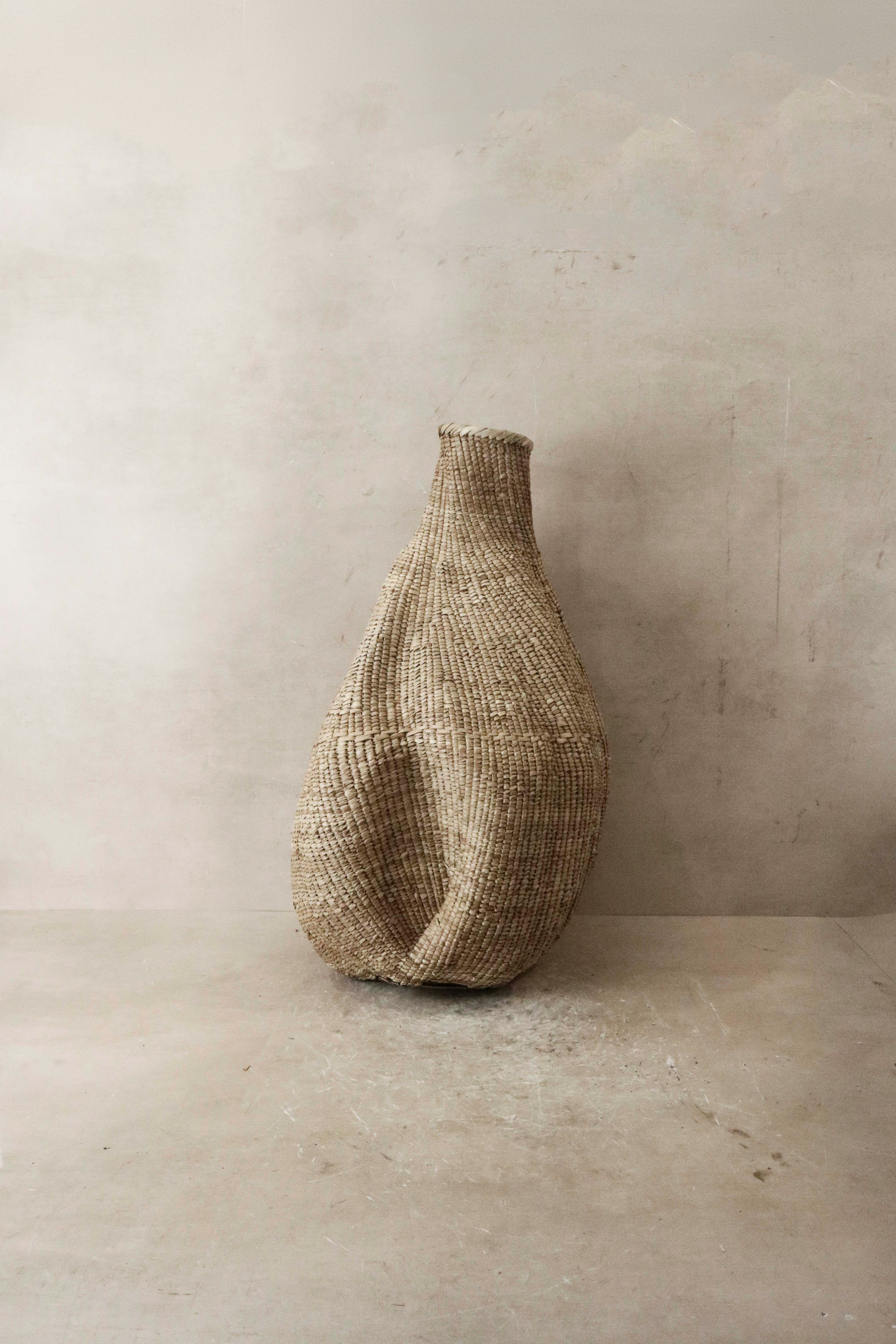Botanical Boys - Garlic Gourd Woven Basket - Zimbabwe - 54.2